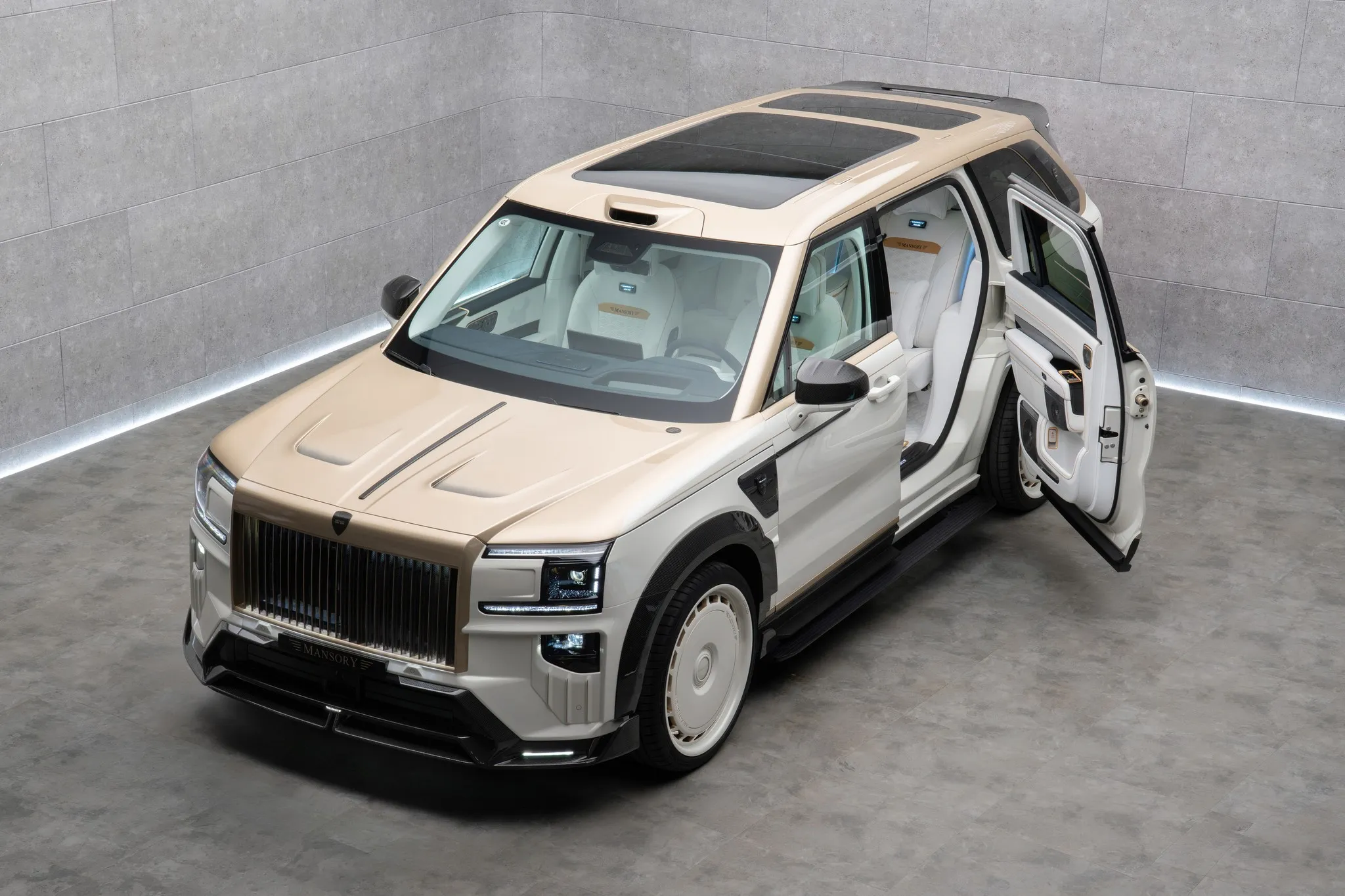Mansory už nestaví jen Rolls-Royce za cenu vily. Teď se vrhli na Číňany a, no, posuďte sami